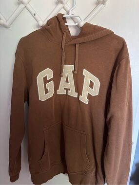 GAP Brown Pullover Hoodie with Cream Lettering